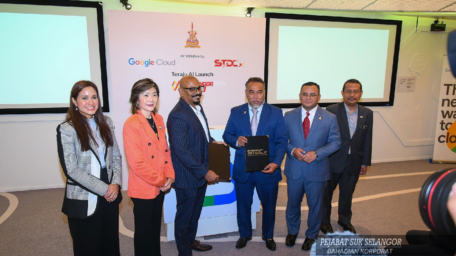 Selangor government and Google Cloud sign MoU to launch state-level AI initiative